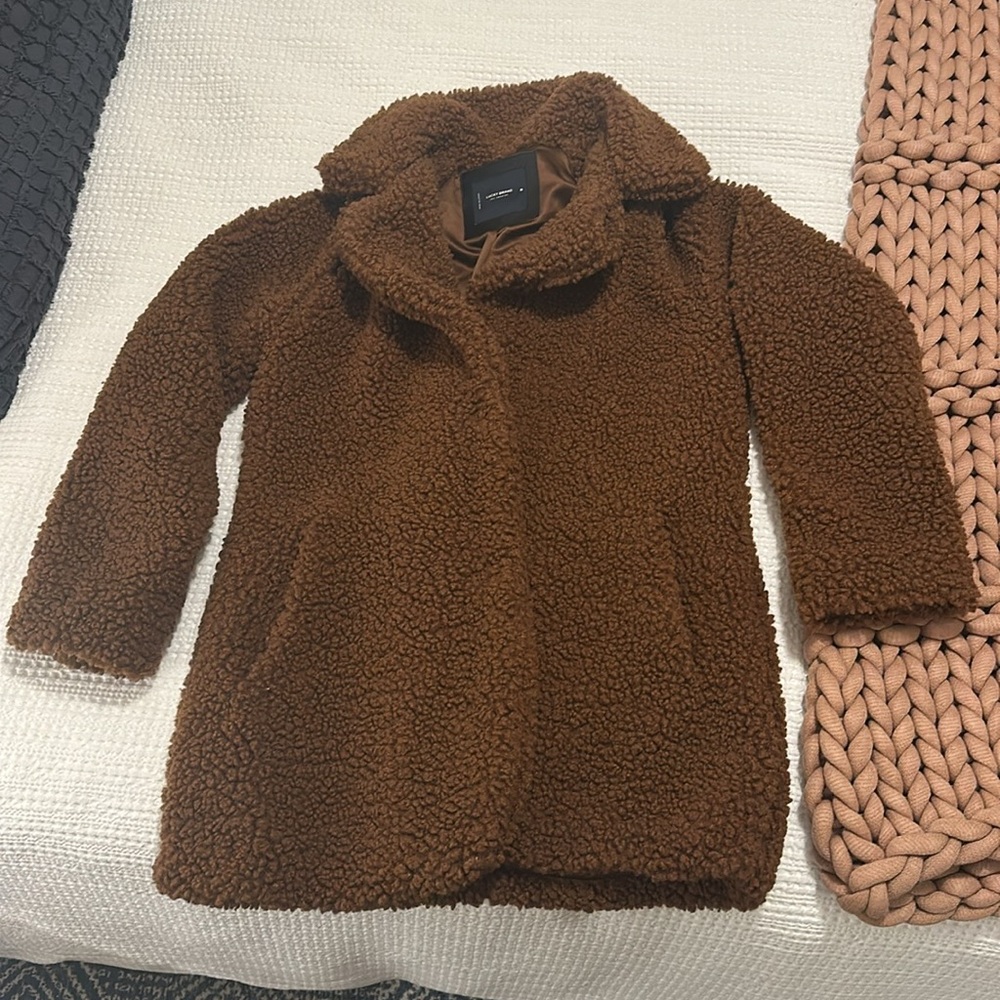 Lucky Brand Coat - Faux Fur / Teddy. Size M